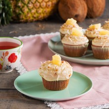 Petits gâteaux à l’ananas et à la noix de coco